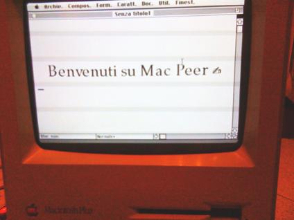 Macintosh_Plus_1.jpg